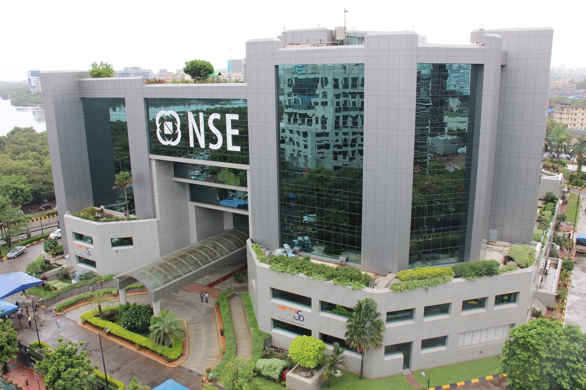 Sensex, Nifty opens in red on Tuesday