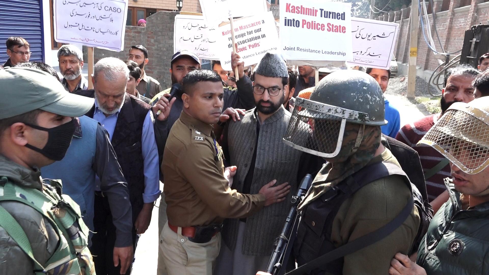 Srinagar: Tension brews as news of PhD scholar’s death reaches home