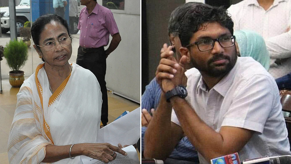 Jignesh Mevani meets Mamata Banerjee, bats for unity against BJP