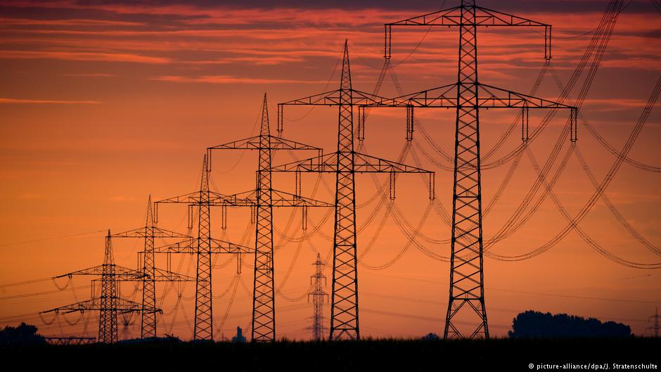Power to Metros, hospitals could be hampered in Delhi due to coal shortage; CM says situation in country grave