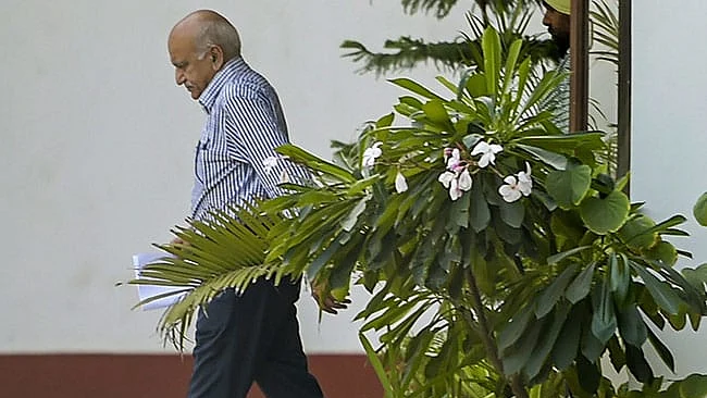 Editor’s Guild calls MJ Akbar ‘dormant’ member, says will act later