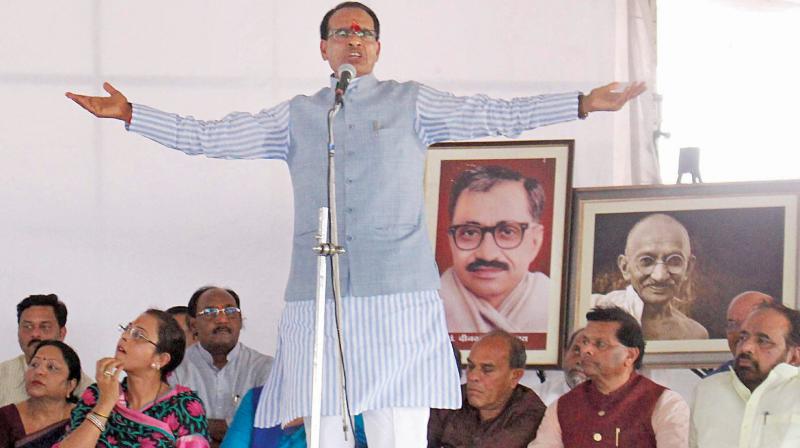 Madhya Pradesh: Shivraj singed by price rise, unemployment