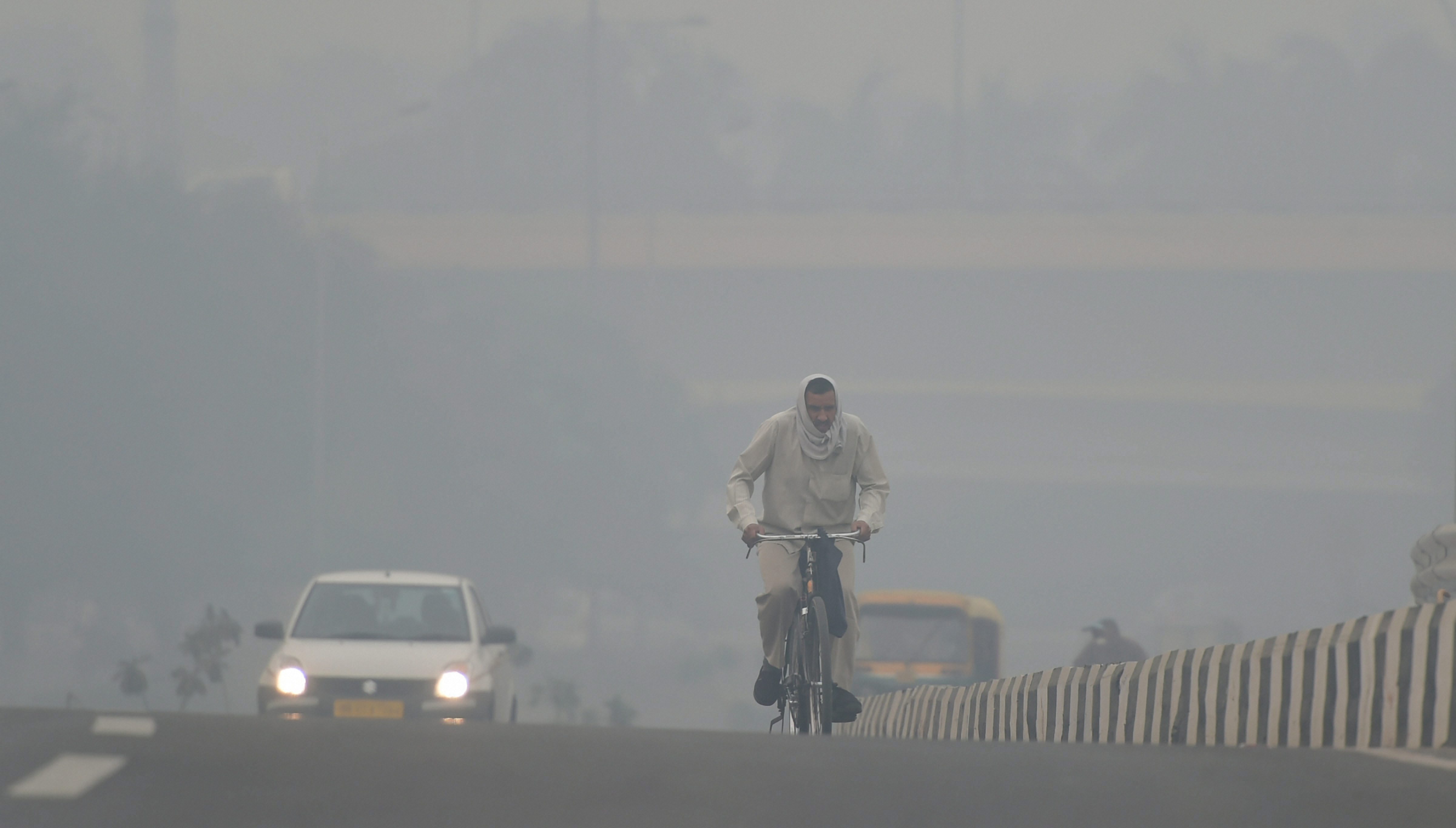 Delhi's air quality nears 'severe' zone