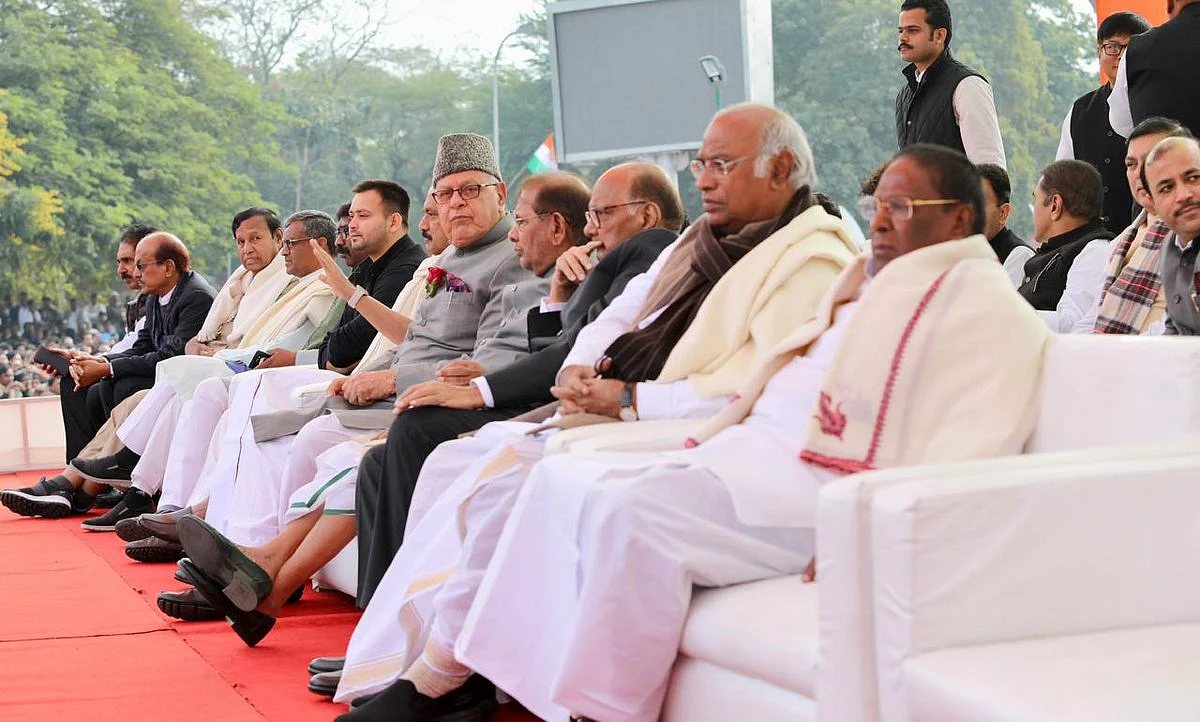 Ashok Gehlot takes oath as Rajasthan Chief Minister and Sachin as Deputy CM