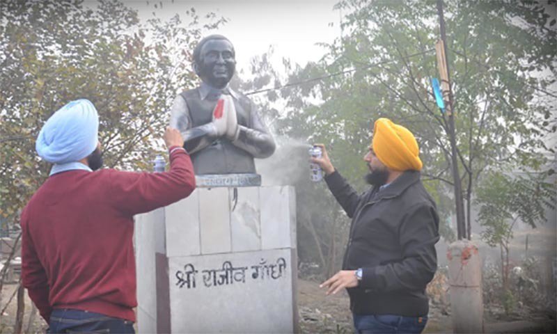Akalis vandalise Rajiv Gandhi statue, Punjab CM warns of strict action