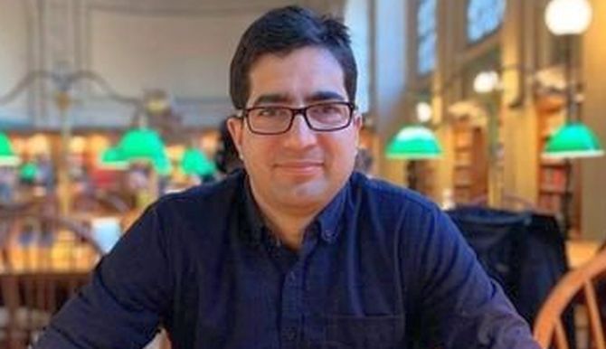 Shah Faesal, who quit civil services, seeks ideas from youth for his political career