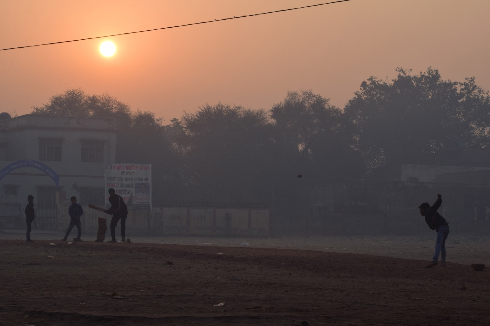 Uttar Pradesh: Fog disrupts normal life, cripples vehicular-rail-air traffic
