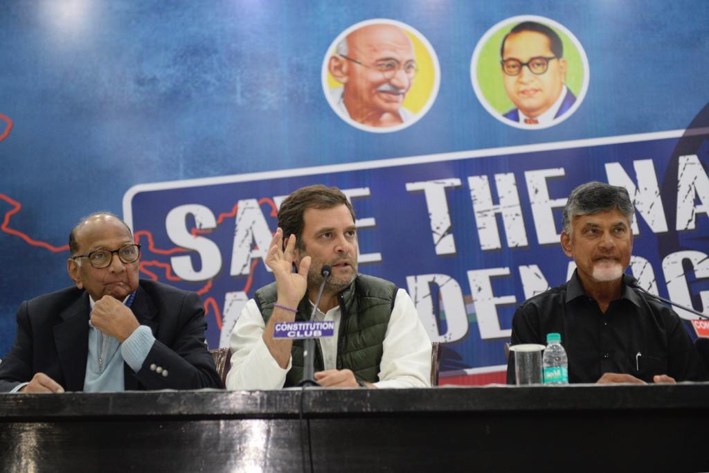 Rahul turns up the heat on EVMs, to lead a delegation of opposition parties to EC