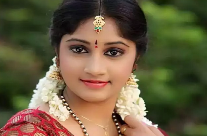 Telugu TV actress Naga Jhansi commits suicide in Hyderabad