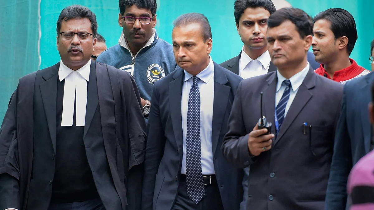 Sc Dismisses Its 2 Officials Over Change In Order On Personal Appearance Of Anil Ambani Report Mukesh ambani बेटे akash ambani & बहू shloka mehta के साथ पहुंचे siddhivinayak temple।वनइंडिया हिंदी. anil ambani