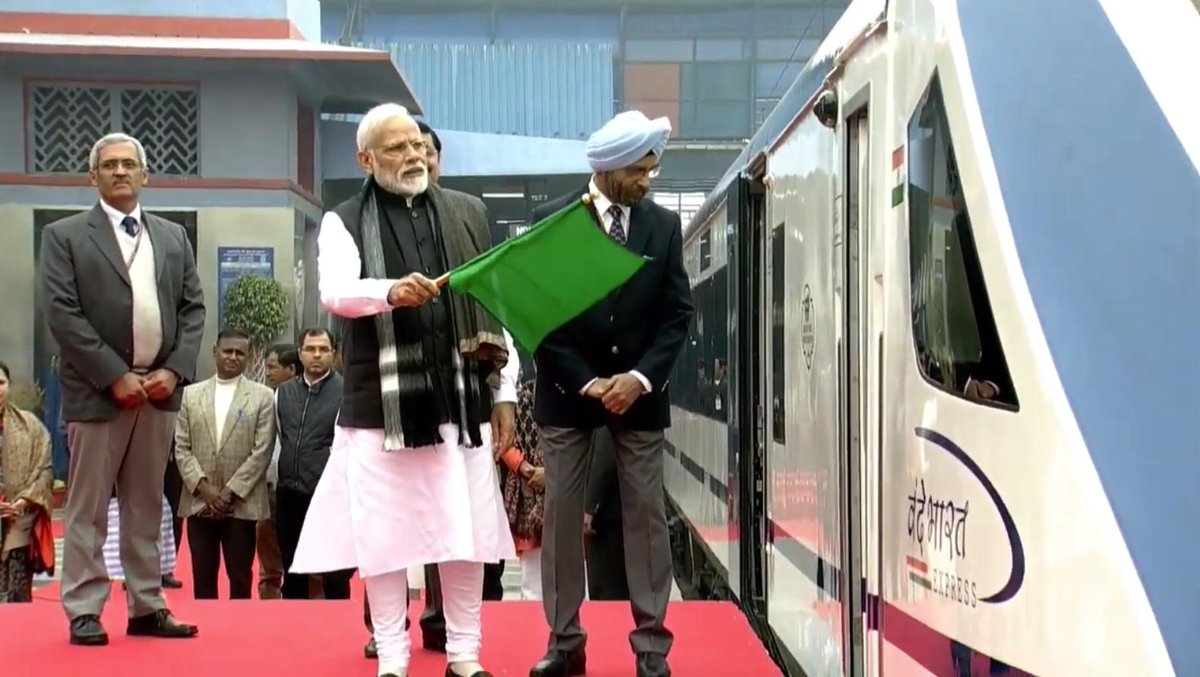 Much hyped Vande Bharat Express breaks down a day after PM Modi flagged it off