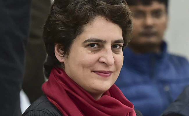 Be fearless, all will be good: Indira told Priyanka