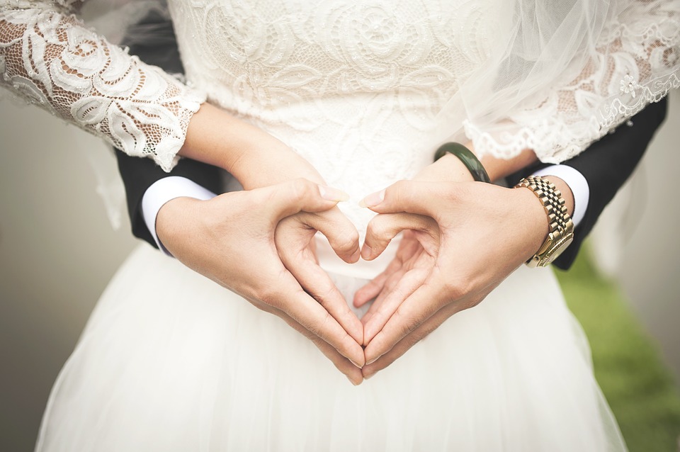 Enter marriage: Exit love?