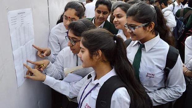 With girls outshining boys, Hansika Shukla, Karishma Arora top the CBSE Class XII exams with score of 499