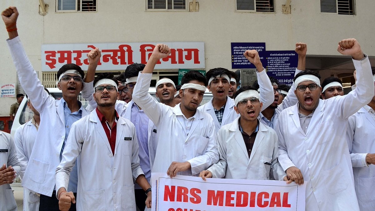 Doctors Strike Weakens Mamata Banerjee S Authority In West Bengal Ceo @ destination adventure moto rentals & adventures in chief convener @xkmph dot com btech / afiap. doctors strike weakens mamata banerjee