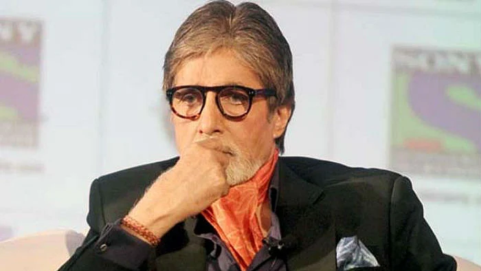 Twitterati flood social media with hilarious memes on Big B’s hacked account