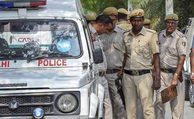 Delhi: Teenage boy beaten to death for theft
