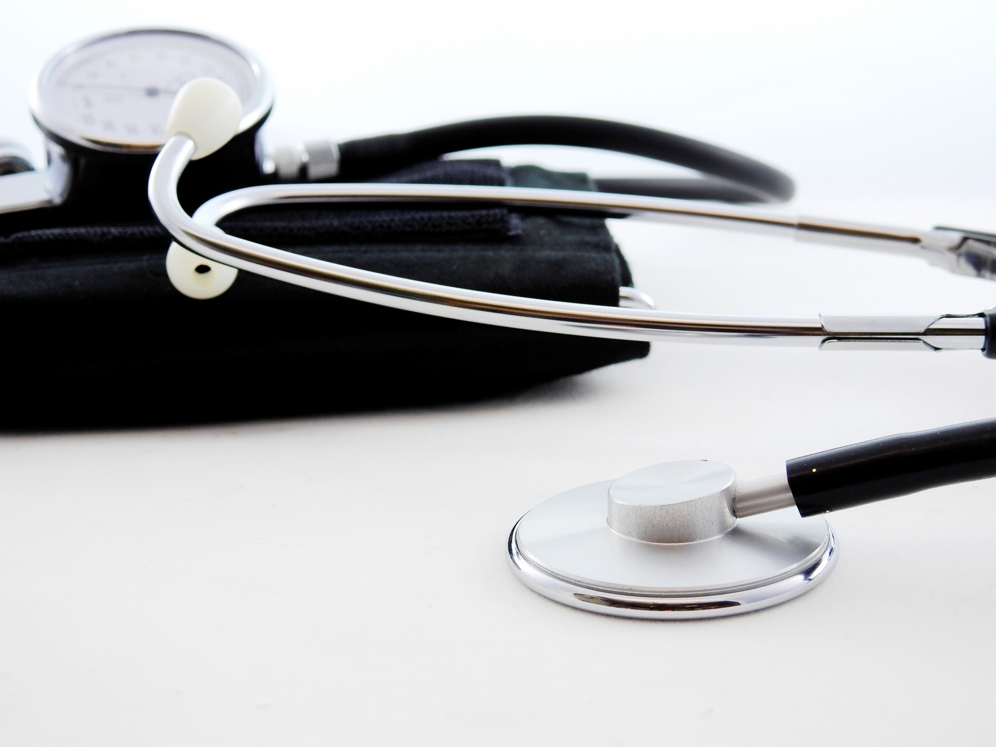 Doctor manhandled in Delhi hospital after patient dies