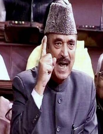 Azad slams govt for not allowing Congress spokesman to hold presser in Jammu