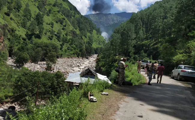 Three killed as helicopter crashes in rain-hit Uttarkashi