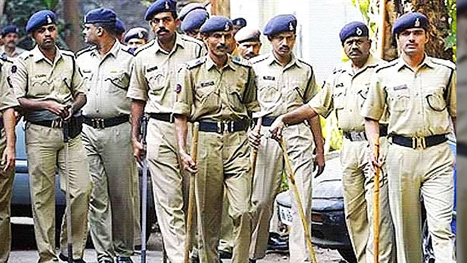 Policing woes in India: outdated weapons, lack of communication devices, transportation, plenty of funds