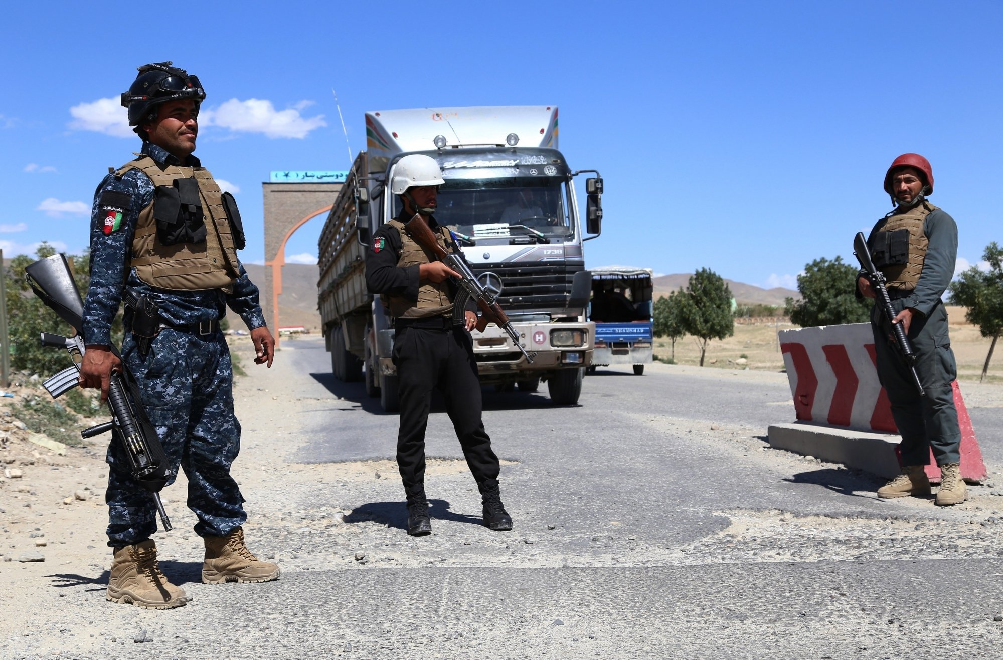 Taliban release 6 Afghan journalists