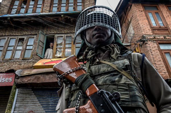 Day-time curfew eased in most parts of Kashmir; markets, internet kept shut