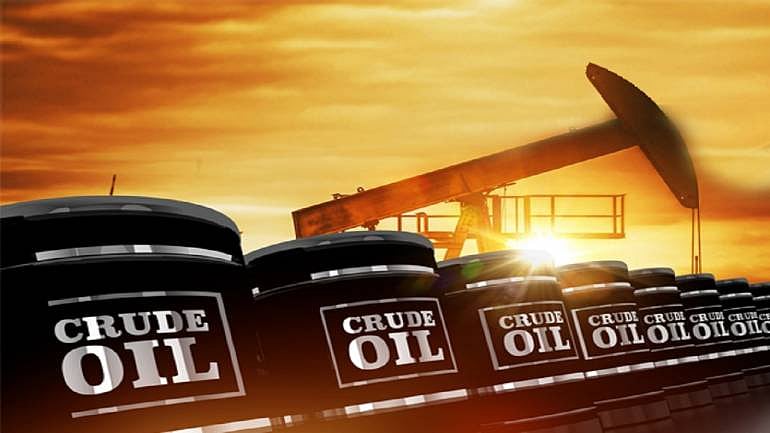 Rising crude oil prices bound to further hit India's economic growth prospects this year