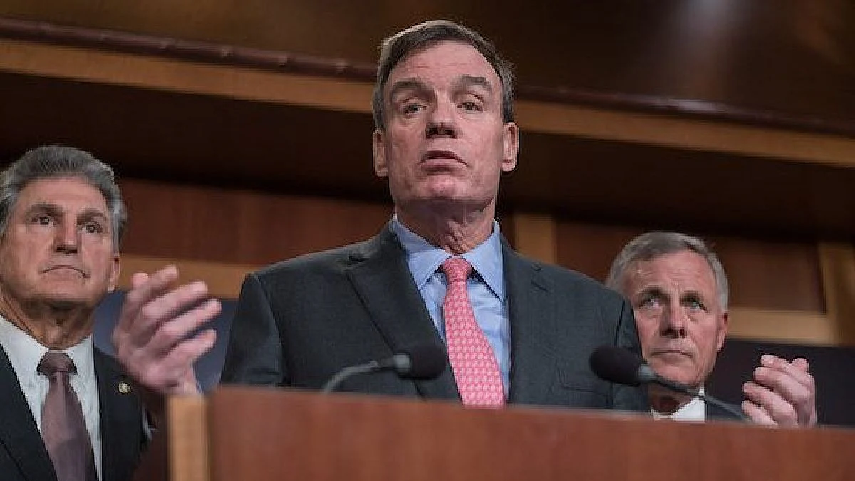 Disturbed by restrictions on communications in Kashmir, says Top US Senator