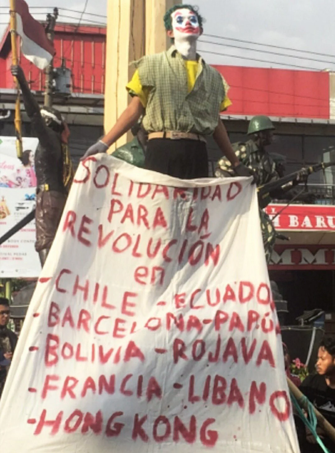 Joker is becoming the face of the fight against injustice in Lebanon, Chile