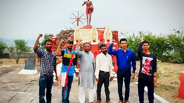 Mahatma Gandhi Antarrashtriya Hindi University: Expulsion of six Dalit-OBC students revoked