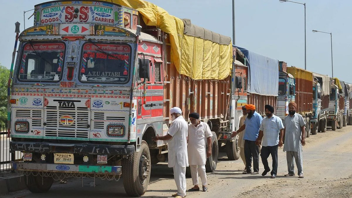 Non-local truck drivers given protection in Kashmir