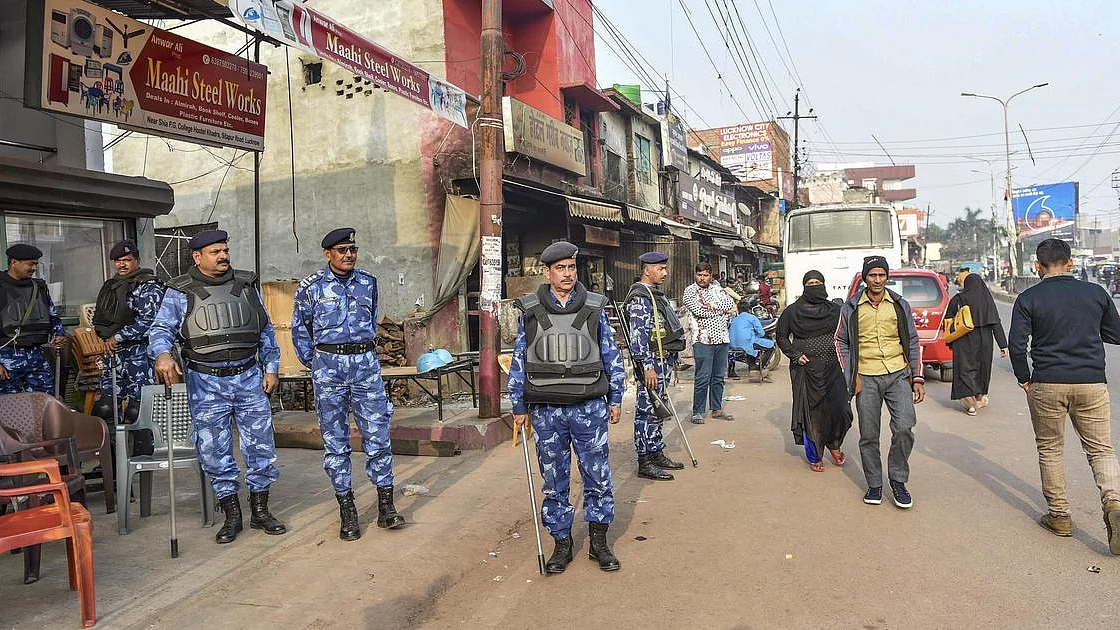 Uttar Pradesh Police takes U-turn, no FIR against cops