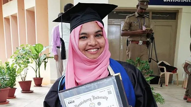 Puducherry: Student refuses gold medal to support anti-CAA protests, denied entry to convocation