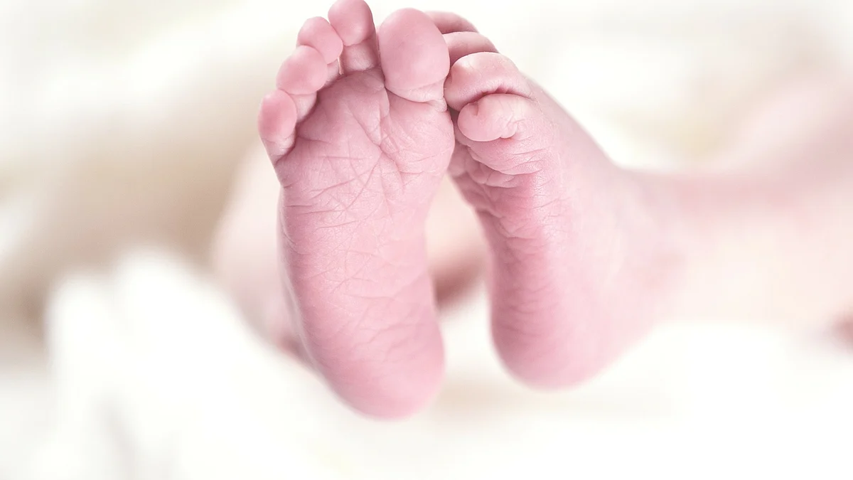 Prenatal smoking, drinking increases SIDS risk: Study