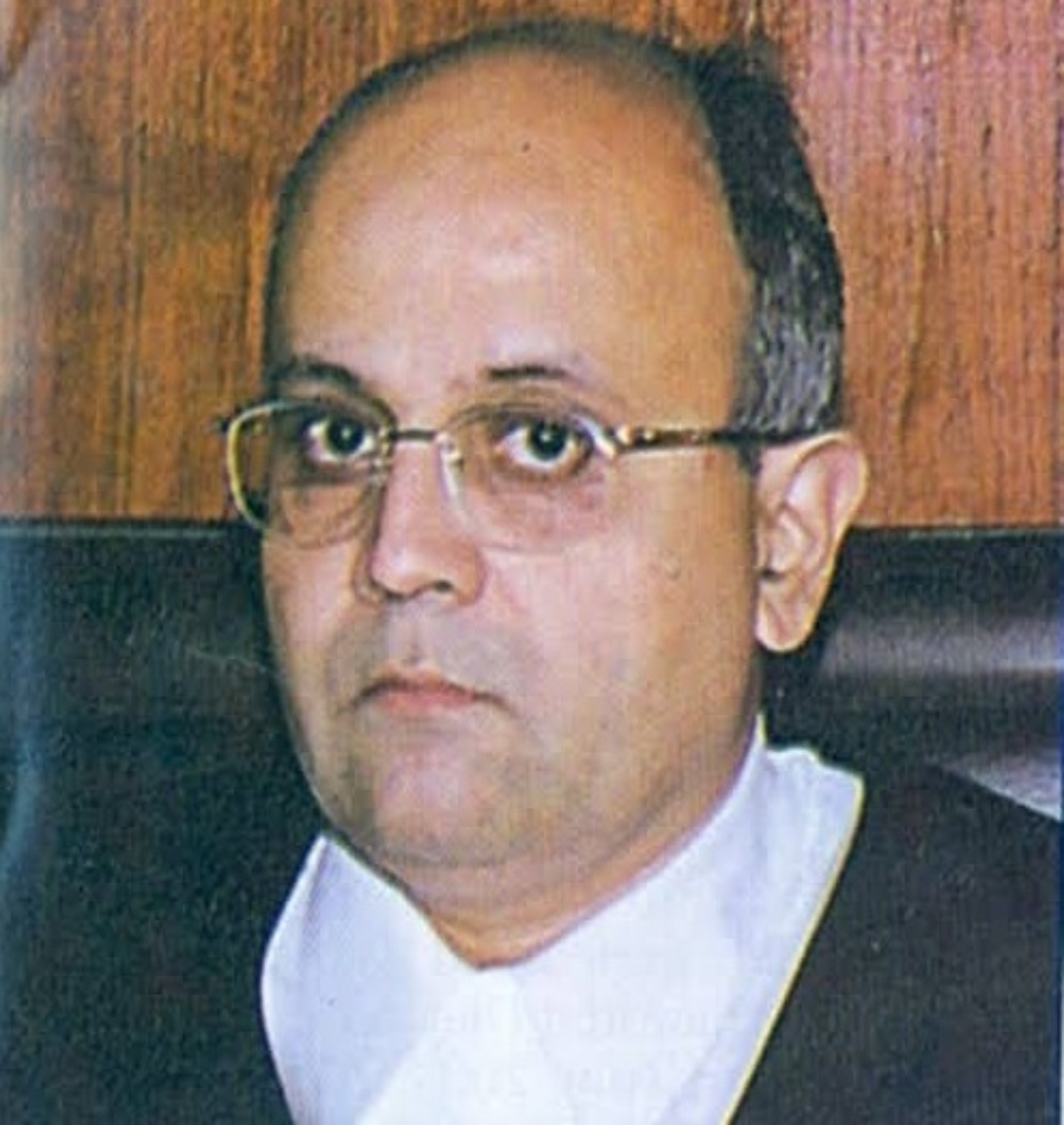 Bombay High Court Justice Dharmadhikari quits