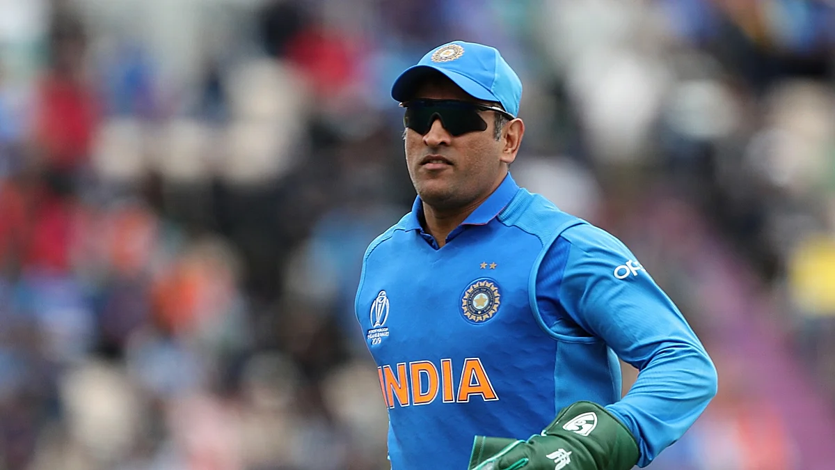 Selectors should do what is best for India: Kapil Dev on Dhoni