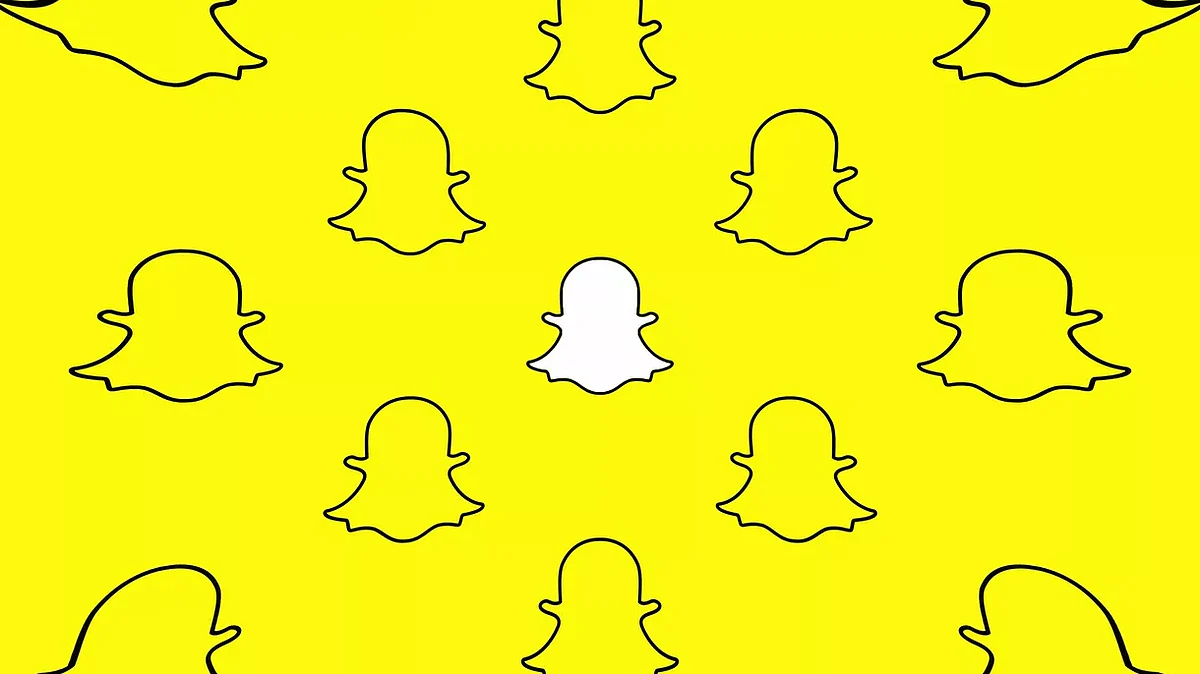 Snapchat unveils its first ever drone camera 'Pixy'