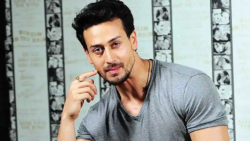 List of 20+ Most Handsome Men In India 2021 with Bio| Age| Facts & Pictures