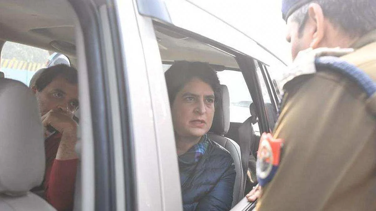 Rahul, Priyanka Gandhi stopped by UP police from entering Meerut 
