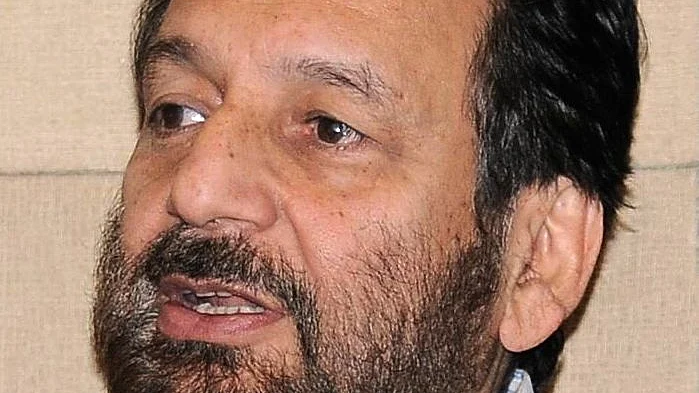 Shekhar Kapur explains difference between good and great story
