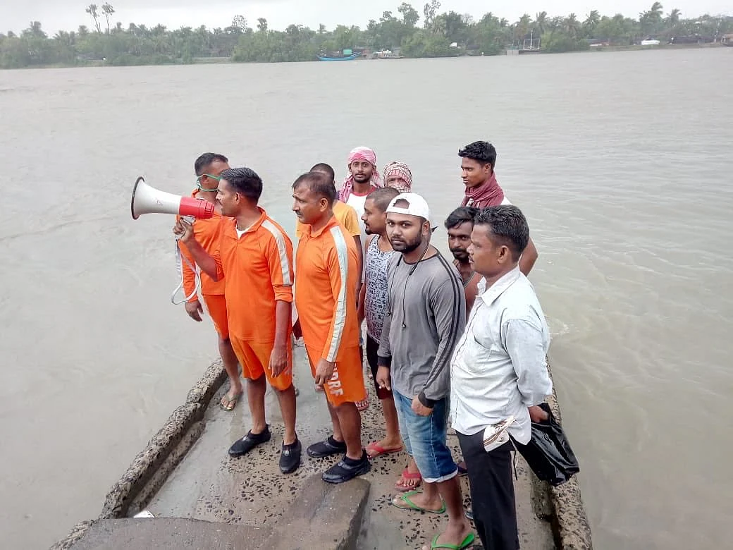 Picture from South 24 Parganas, West Bengal (Photo Courtesy: Twitter)