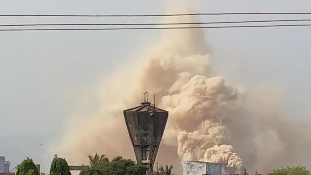 LIVE News Updates: Thick smoke emanates from Crude Distillation Unit plant at HPCL refinery in Visakhapatnam