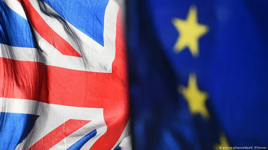 UK tries new campaign to prepare public for Brexit