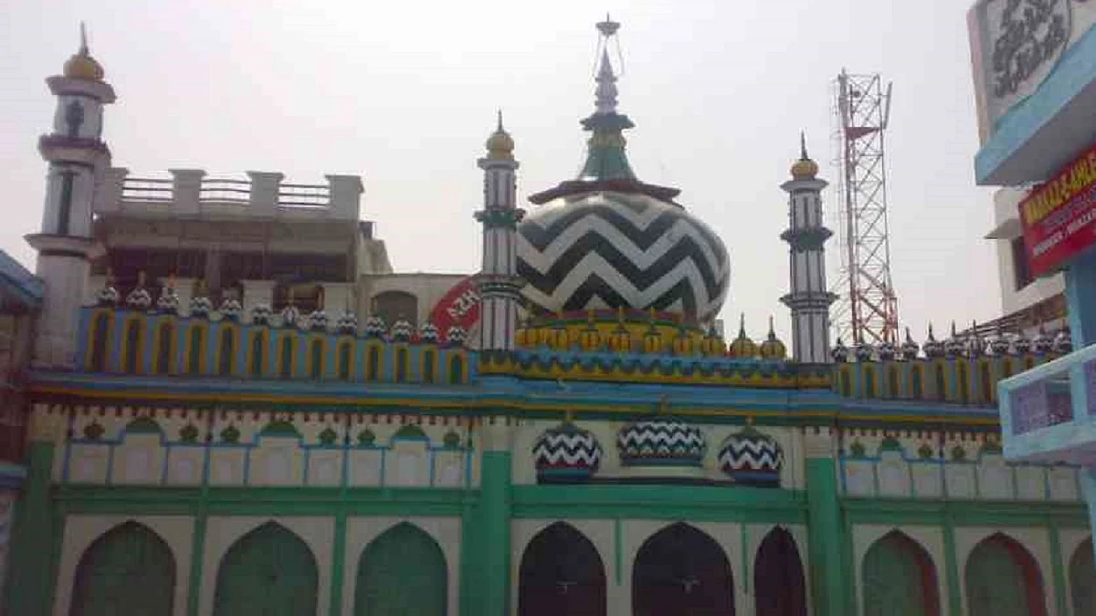 Dargah in Bareilly opposes alcohol-based sanitizer