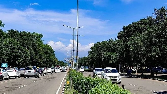 As per new guidelines, no mandatory pass required to enter Chandigarh