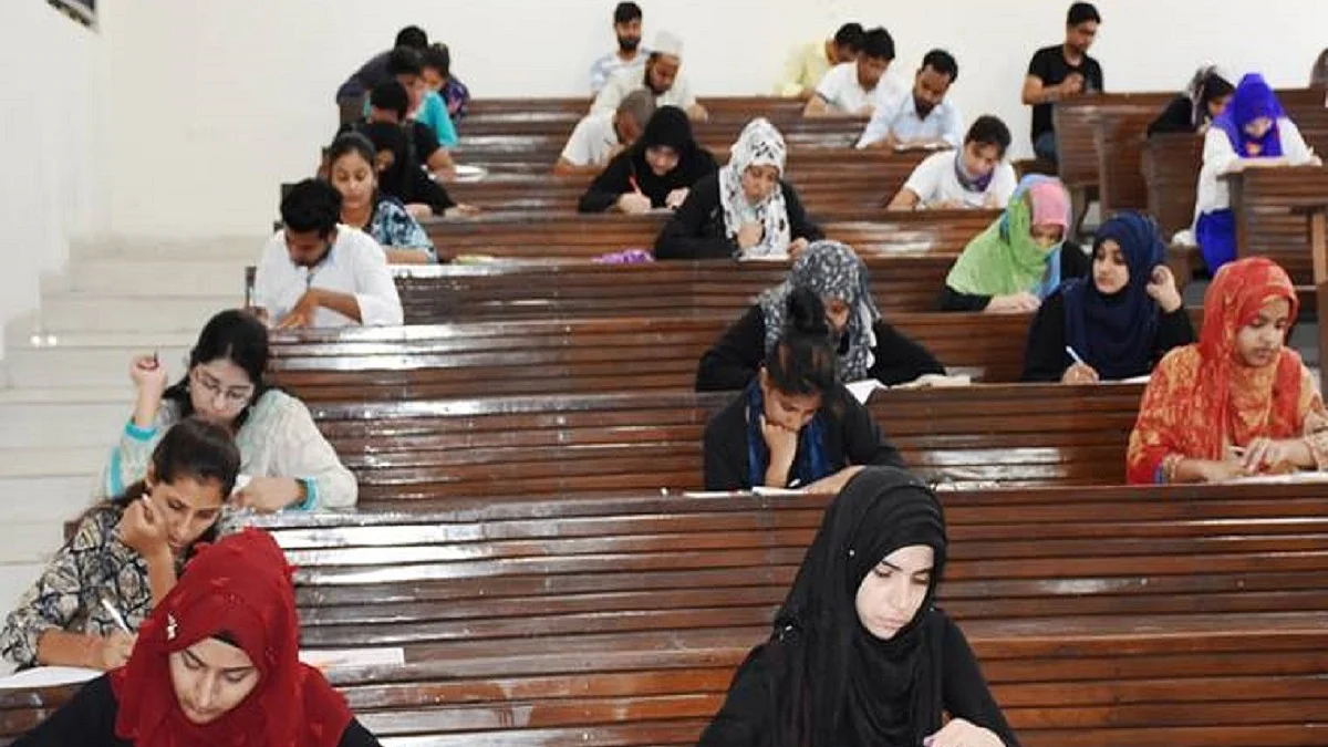 AMU teachers oppose open book exams