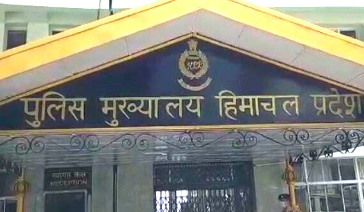 Panic in Shimla, DGP and 30 other police officers quarantined after visitor dies of COVID-19