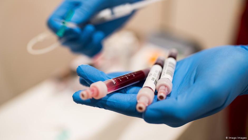 LIVE News Updates: 2,55,874 new Covid cases, 614 deaths and 2,67,753 recoveries in the last 24 hours