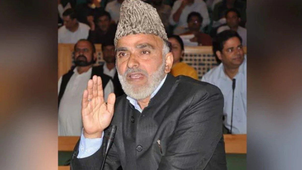 J-K: Authorities demolish outer wall of NC leader Sagar’s house in Srinagar